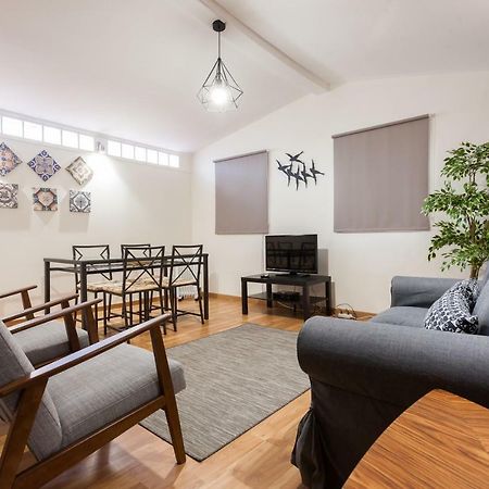 Flh Bairro Alto Stylish Apartment Лиссабон Экстерьер фото